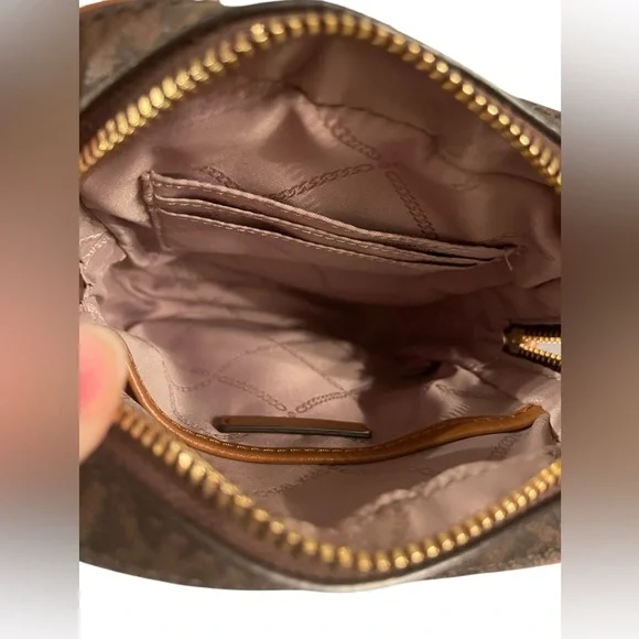 NWOT Michael Kors Jet Set Striped Crossbody - Picture 10 of 14